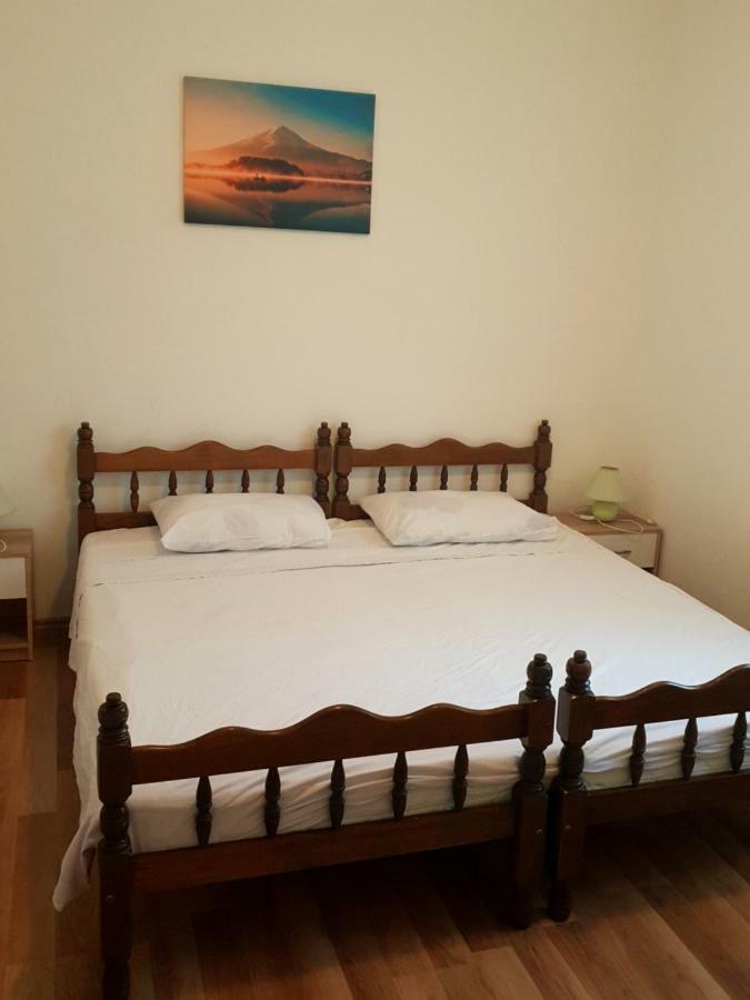 Kuca Za Odmor Mile Villa Drnis Exterior photo