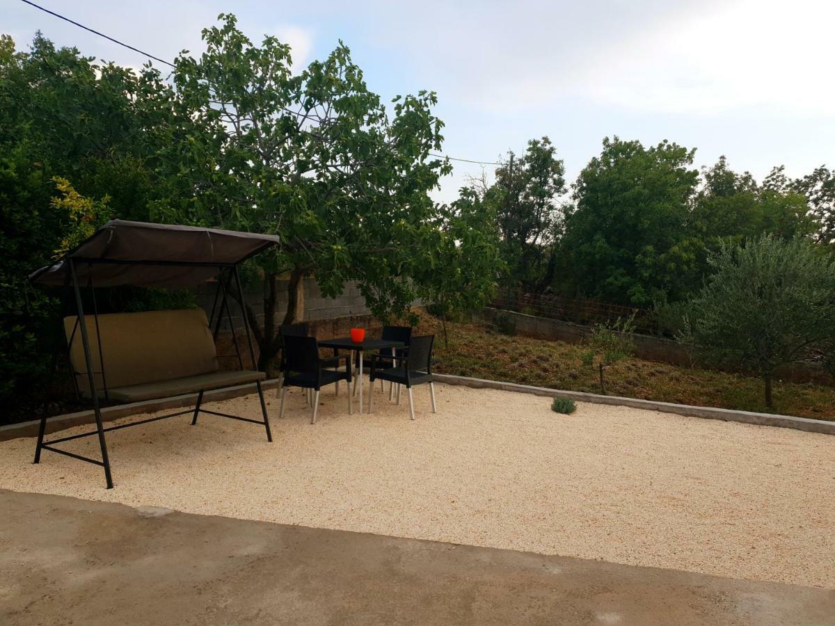 Kuca Za Odmor Mile Villa Drnis Exterior photo